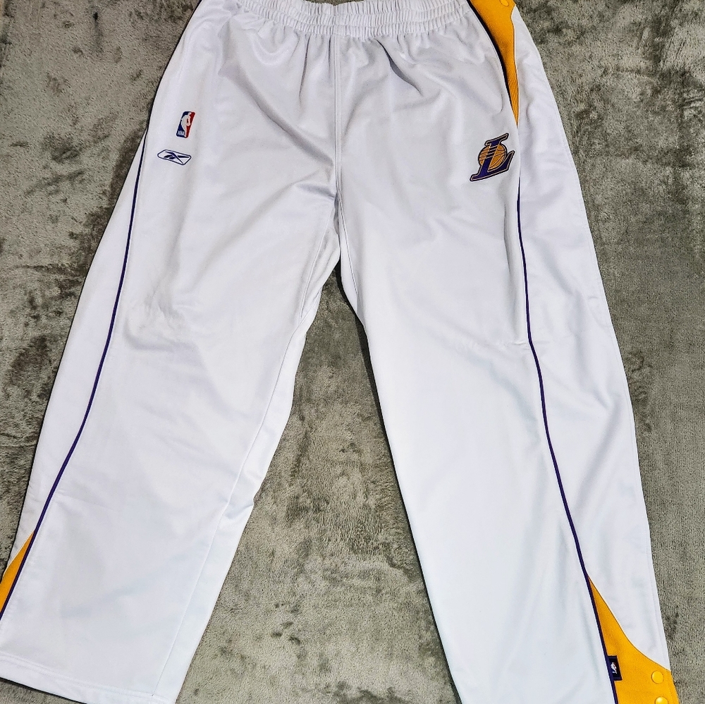 Los Ageles -Lakers Reebok Pro-Cut Team-Issue Warm-Up Pants•Embroidered Graphics
